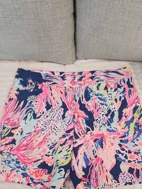 Lilly Pulitzer Neon Pink & Navy Abstract Print Shorts